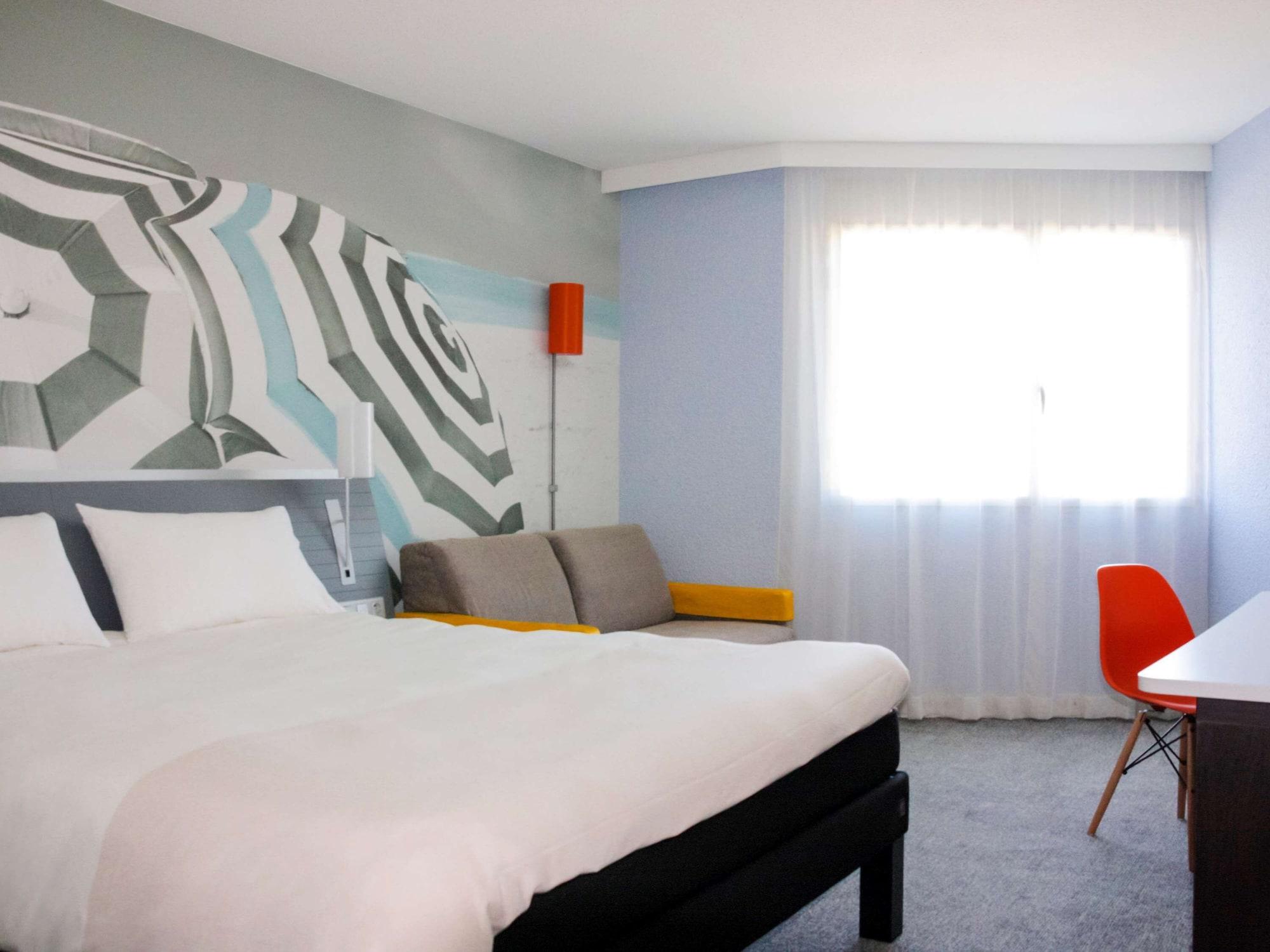 Ibis Styles Toulon La Seyne Sur Mer Exterior photo
