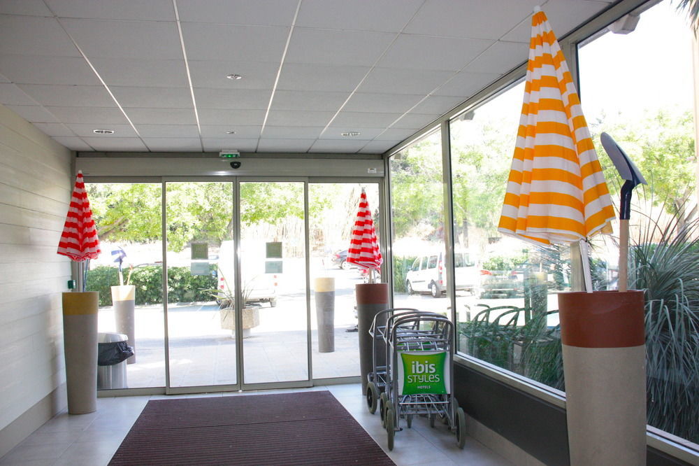 Ibis Styles Toulon La Seyne Sur Mer Exterior photo